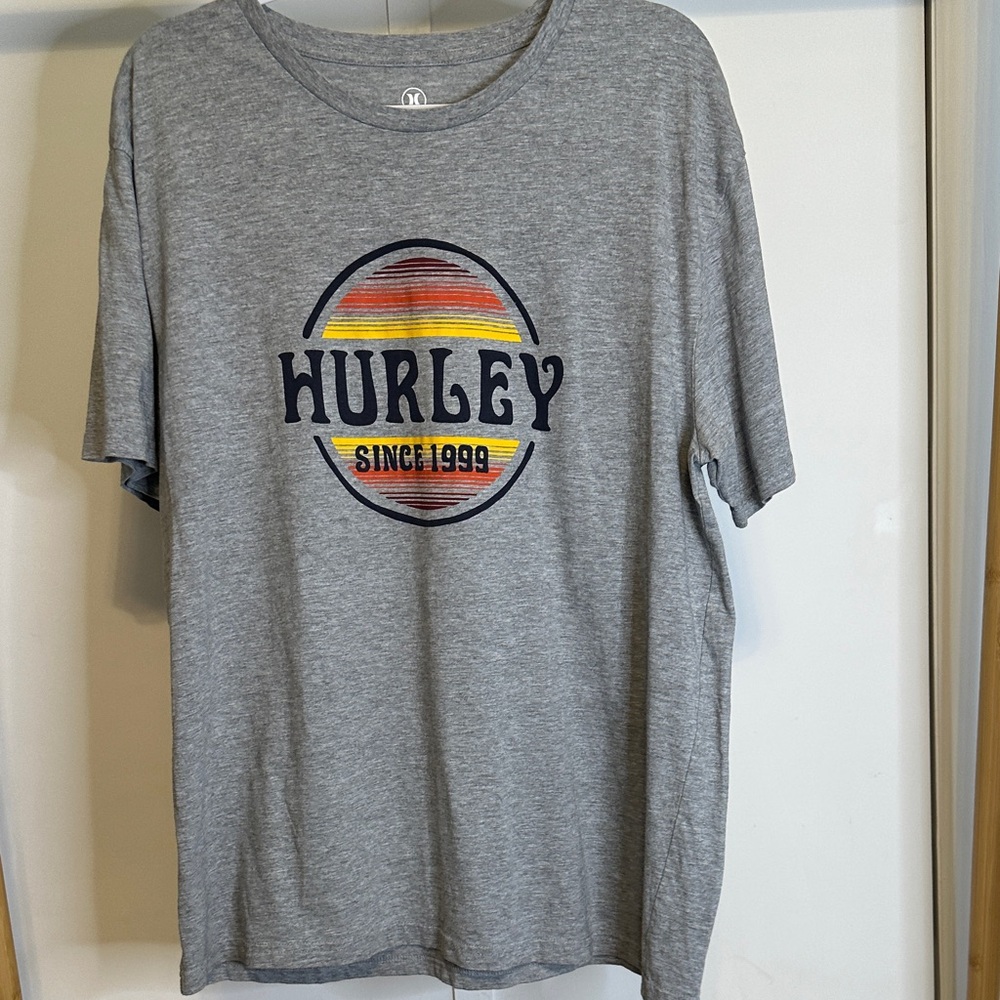Hurley Gray Tee with Retro Logo‎ size large